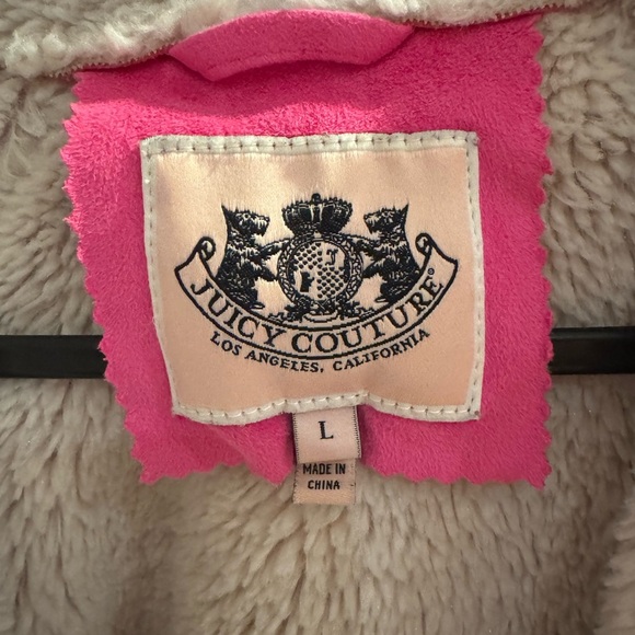 Juicy Couture Pink and White Cropped Jacket with Cozy Collar - Picture 5 of 6
